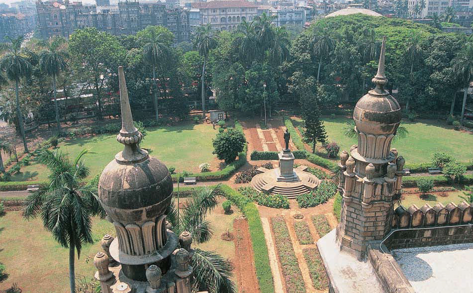 Jewels on the Crescent